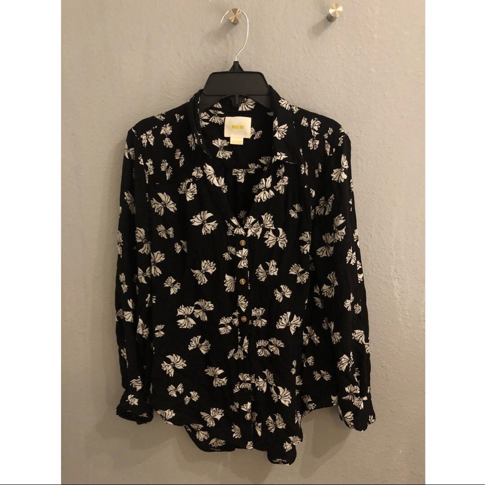 Maeve Button Down